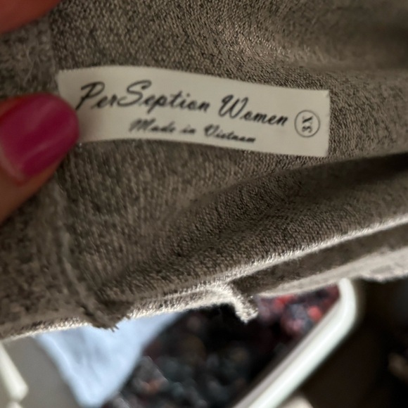 Perseption gray and black tunic - Picture 2 of 4